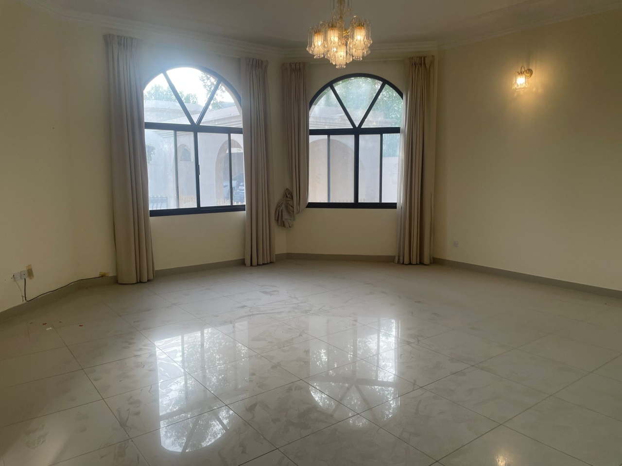 property 292 image 1