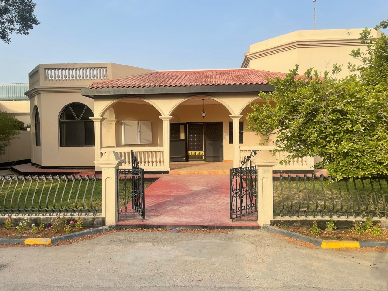 property 292 image 10