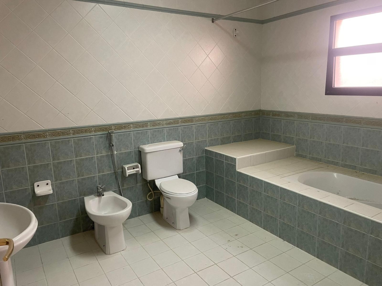 property 292 image 19