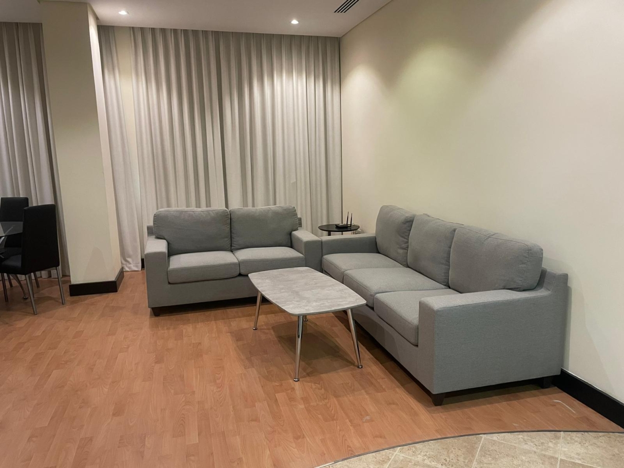 property 296 image 0