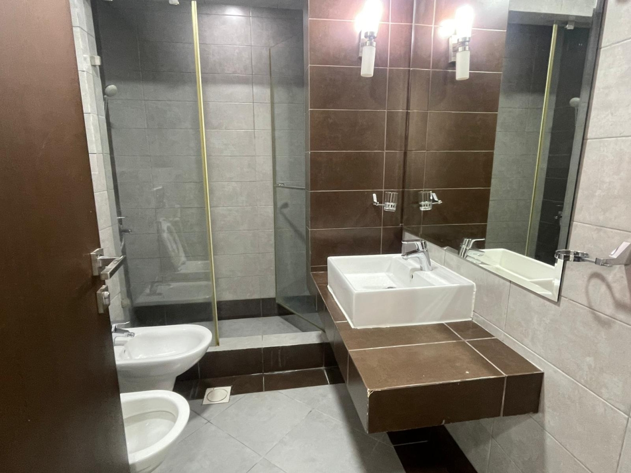 property 299 image 6