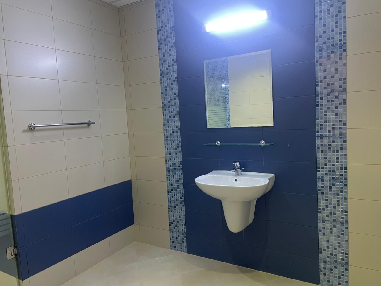 property 301 image 0