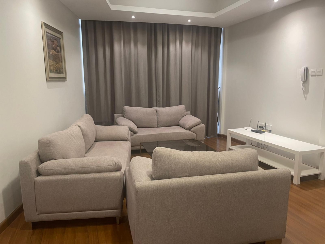 property 302 image 12