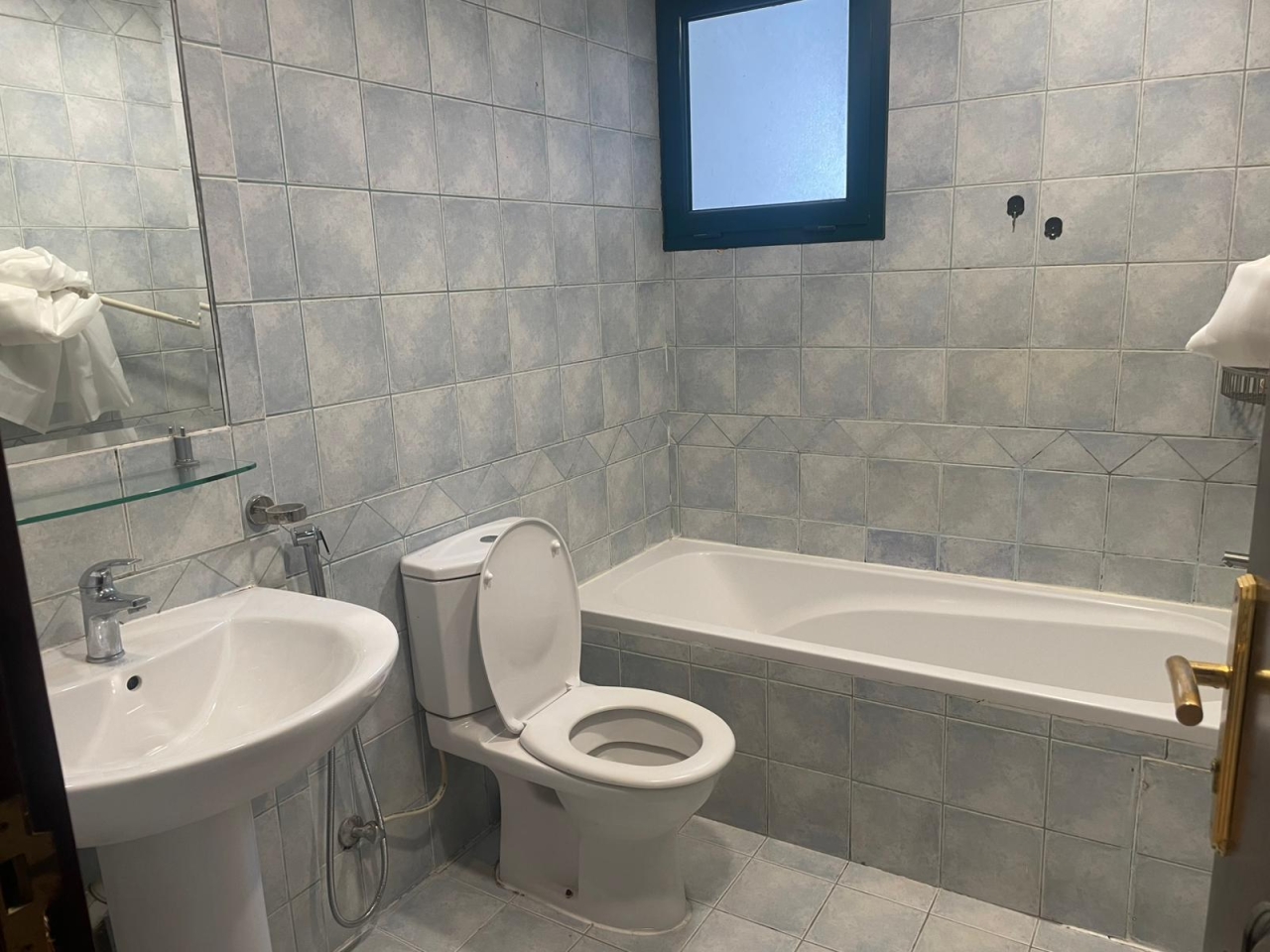 property 307 image 6