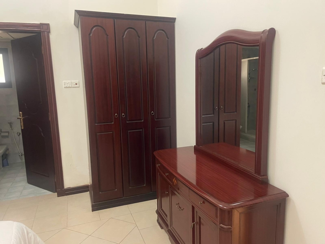 property 308 image 8