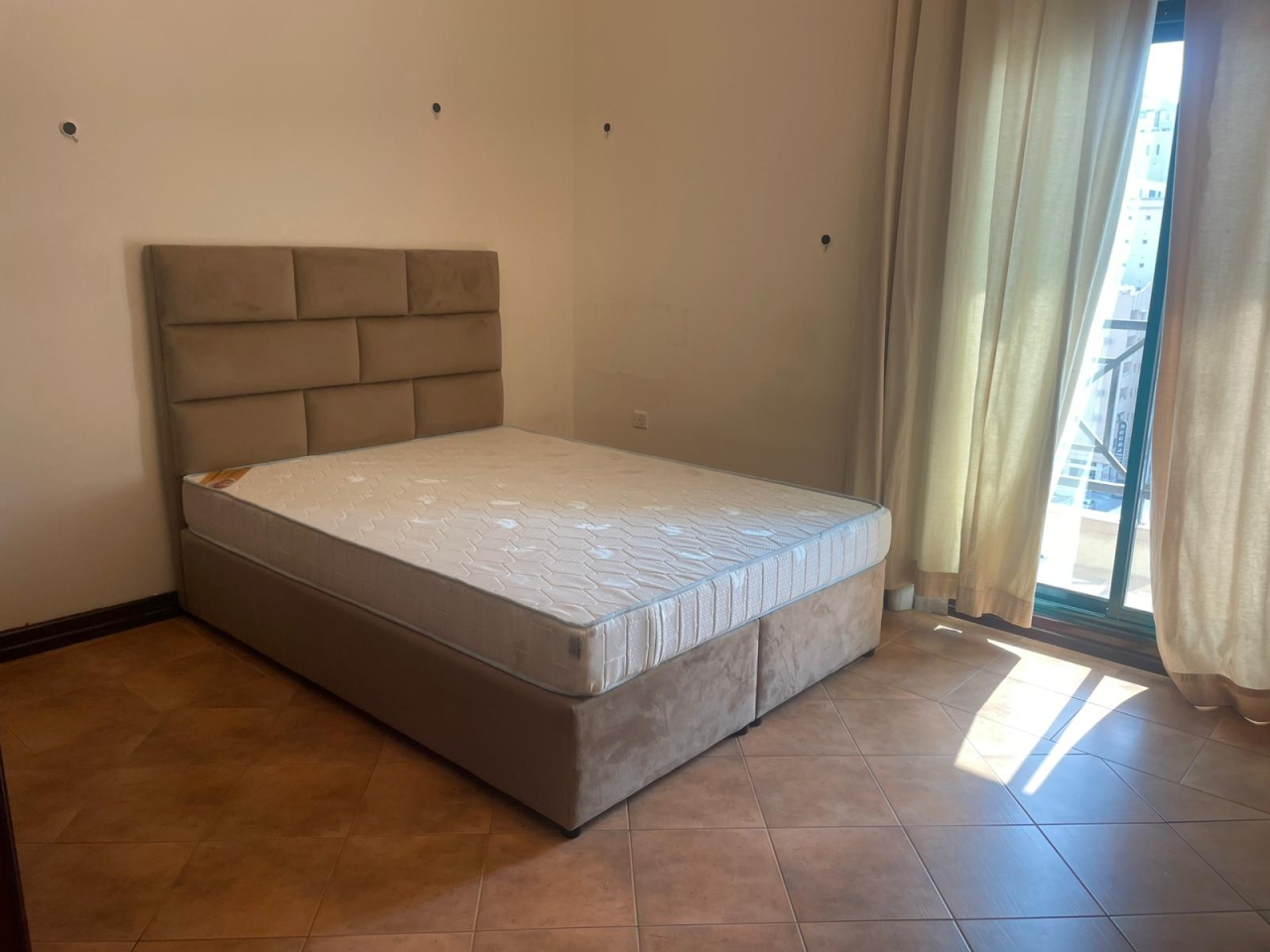 property 309 image 0