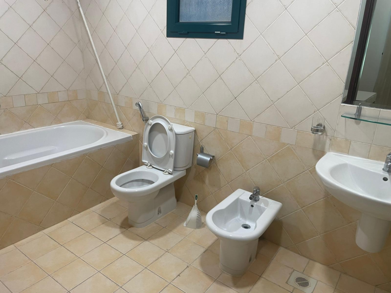 property 309 image 4