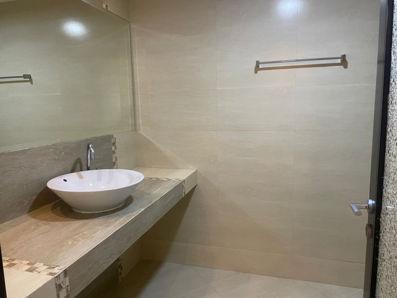 property 310 image 2