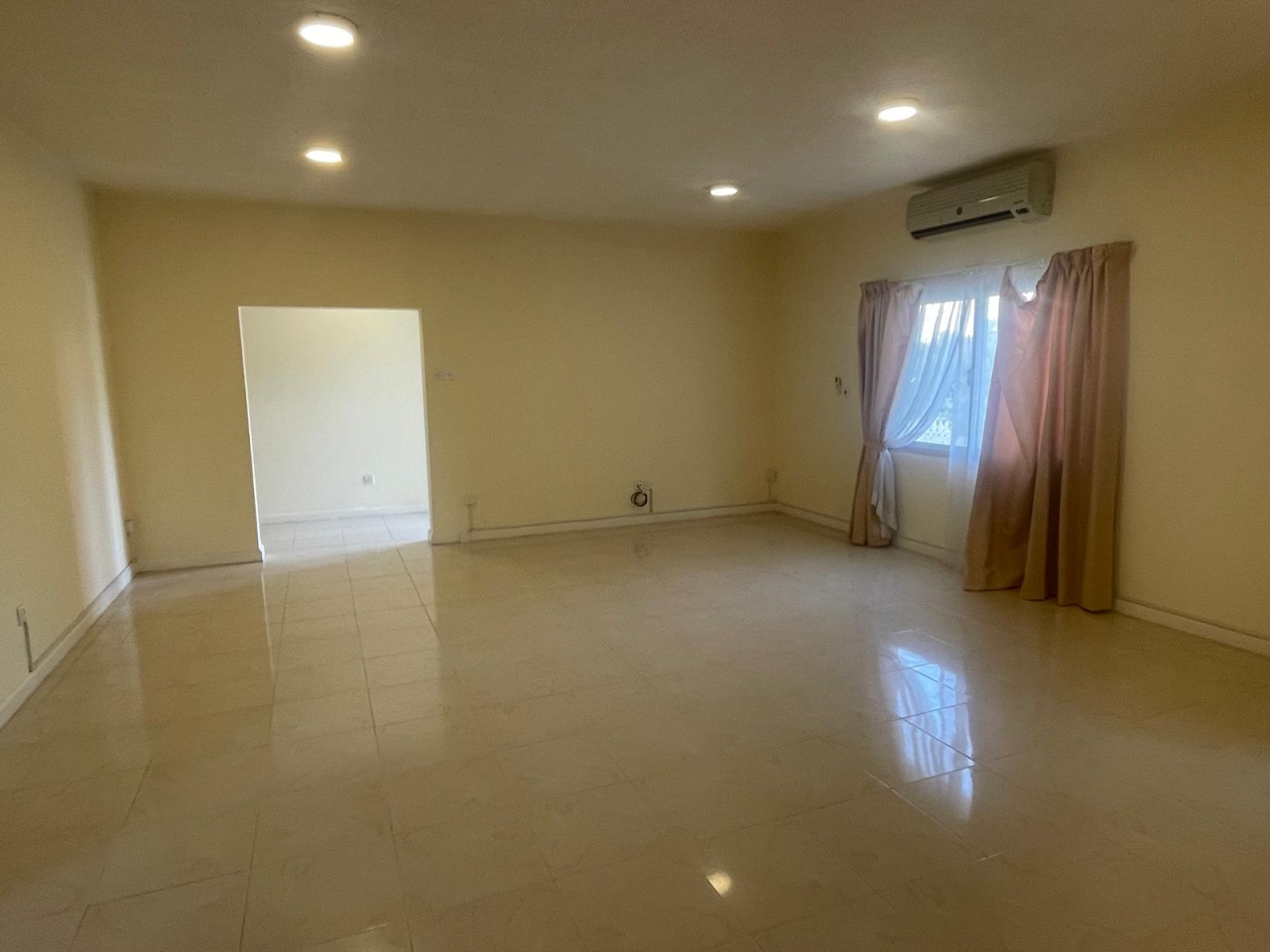 property 323 image 14