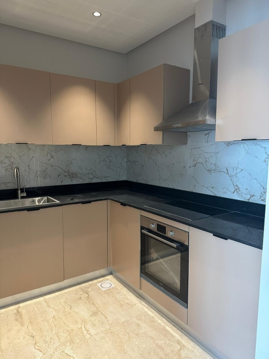 property 324 image 2