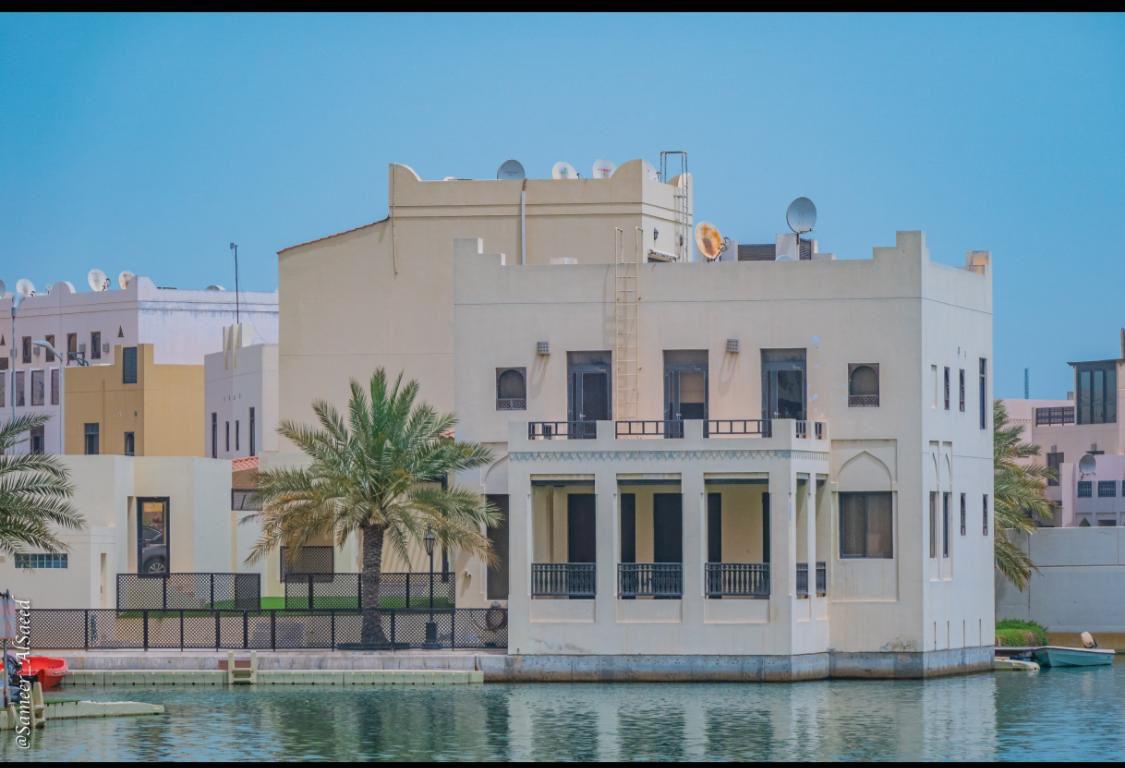 property 325 image 1