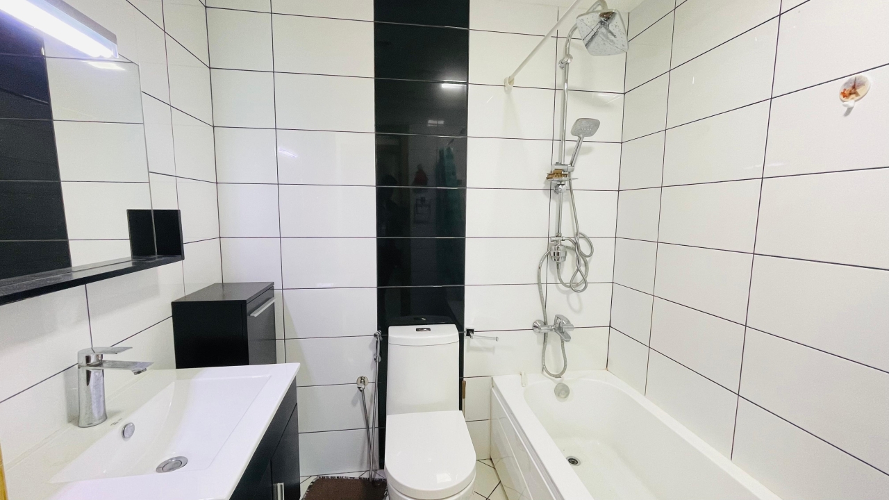 property 327 image 1