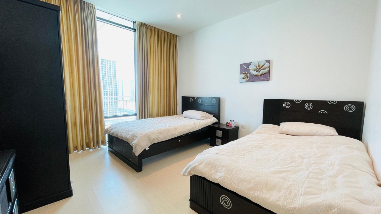 property 327 image 2