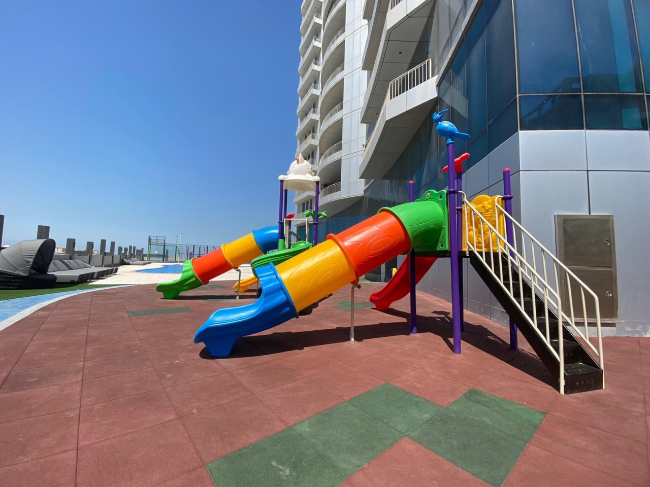 property 327 image 14