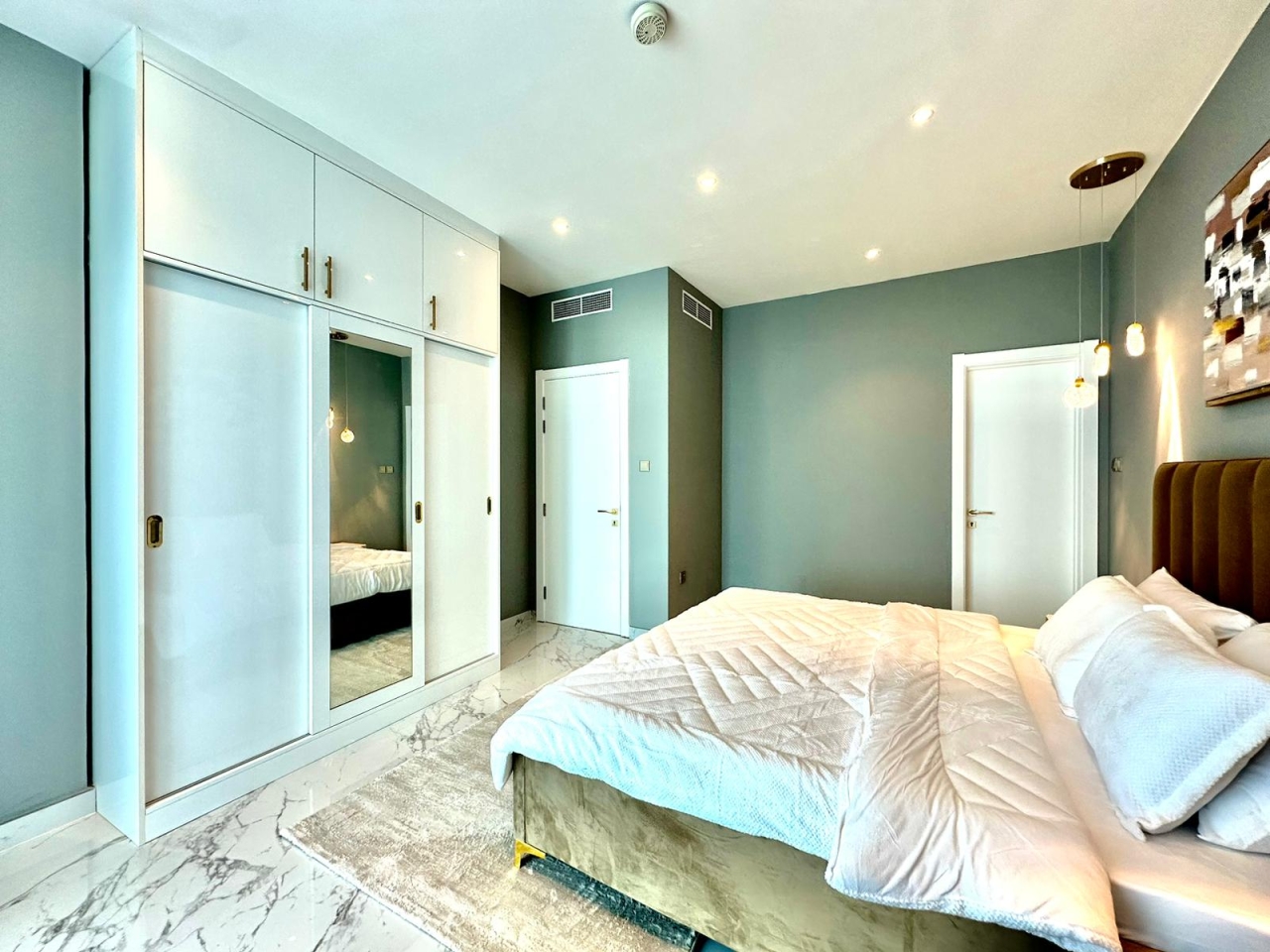 property 332 image 1