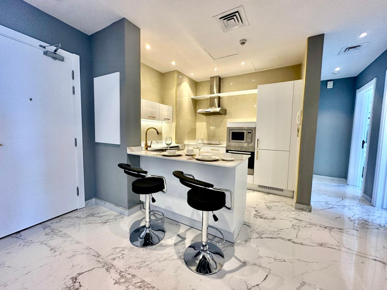 property 332 image 7