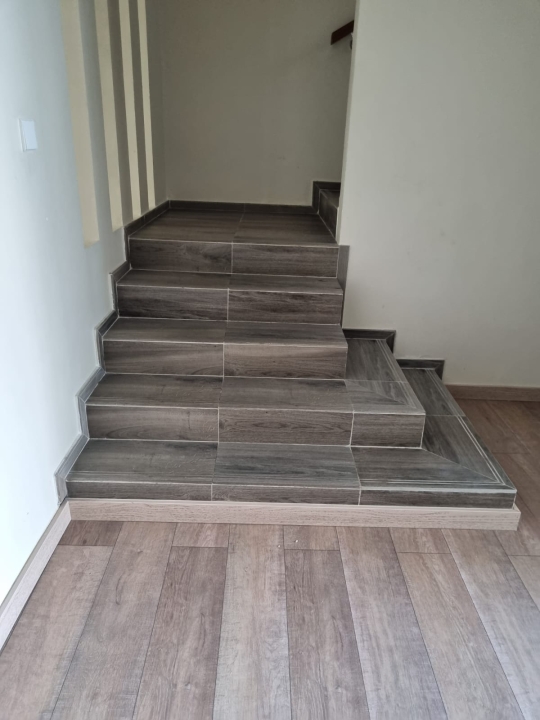 property 339 image 0