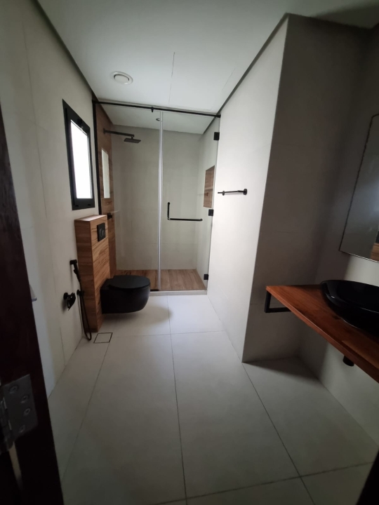 property 339 image 8