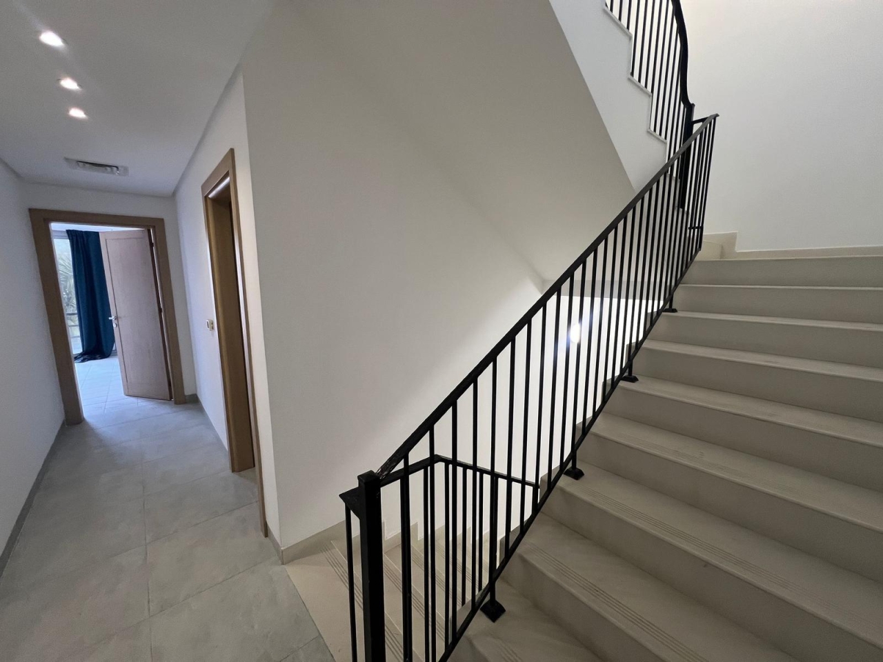 property 340 image 9