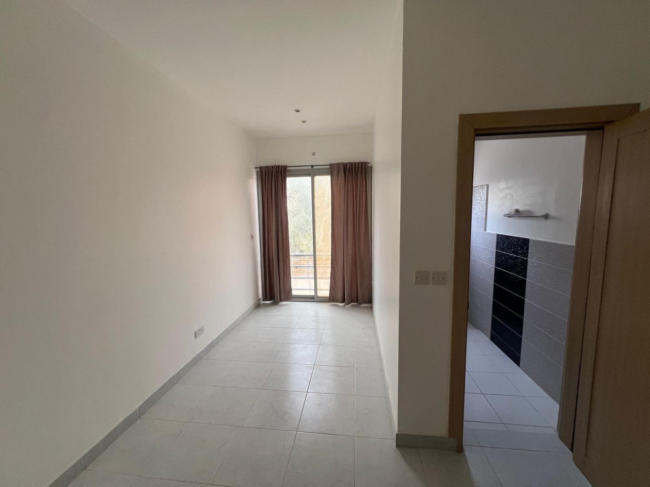 property 340 image 2