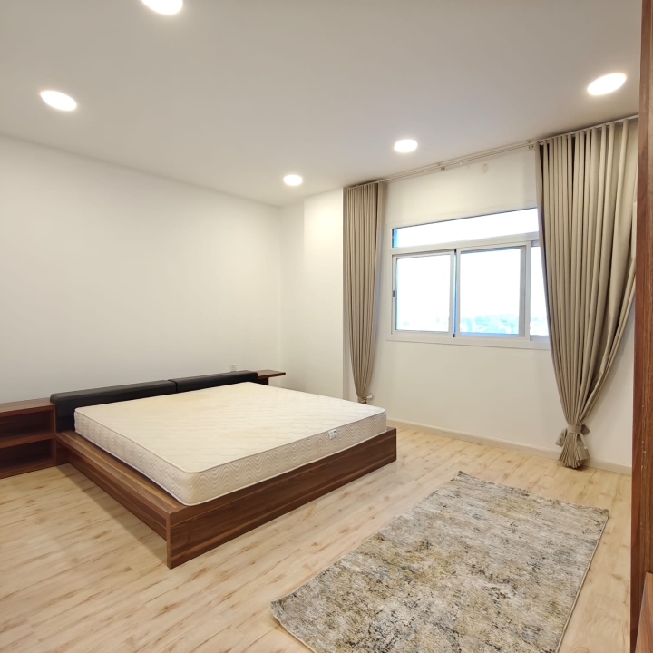 property 364 image 1