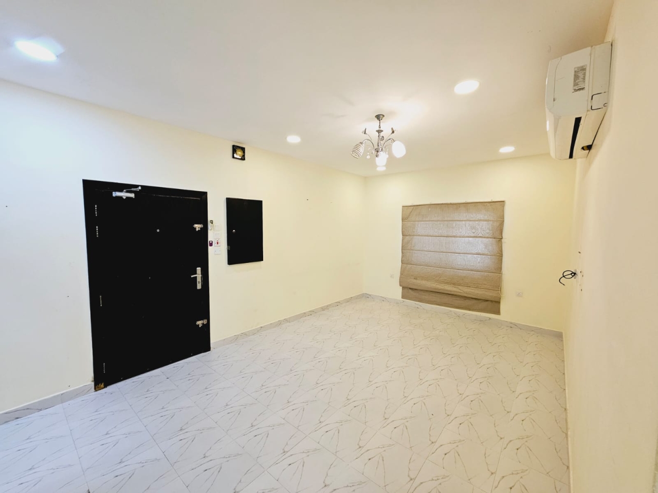 property 371 image 3