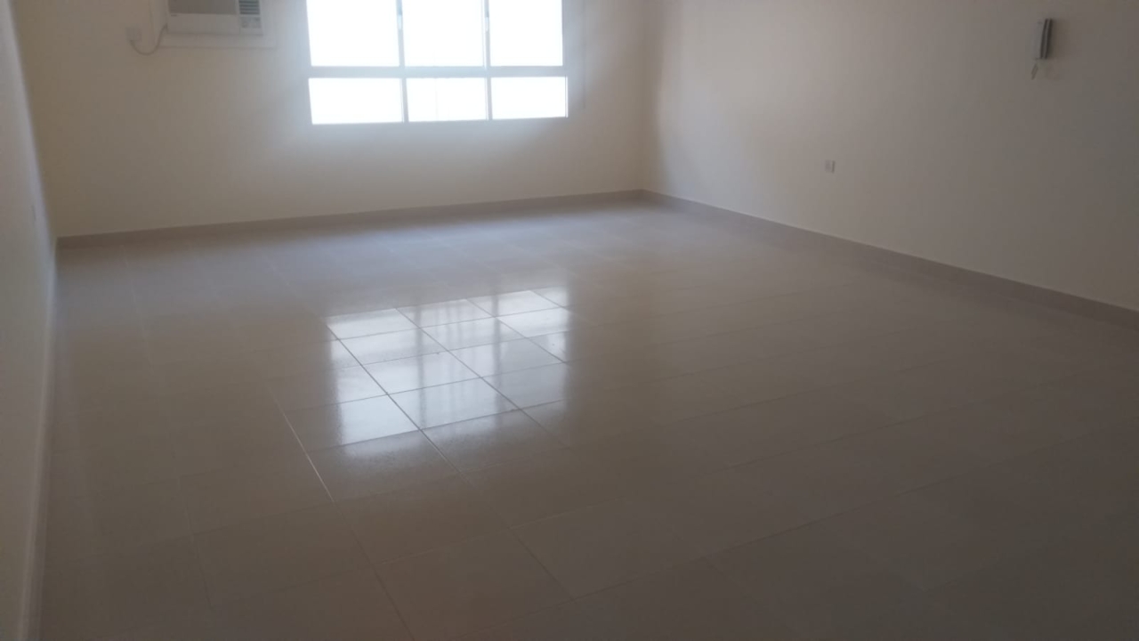 property 374 image 10