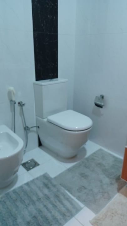 property 376 image 2