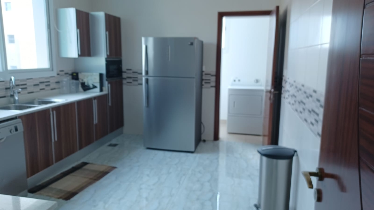 property 376 image 0