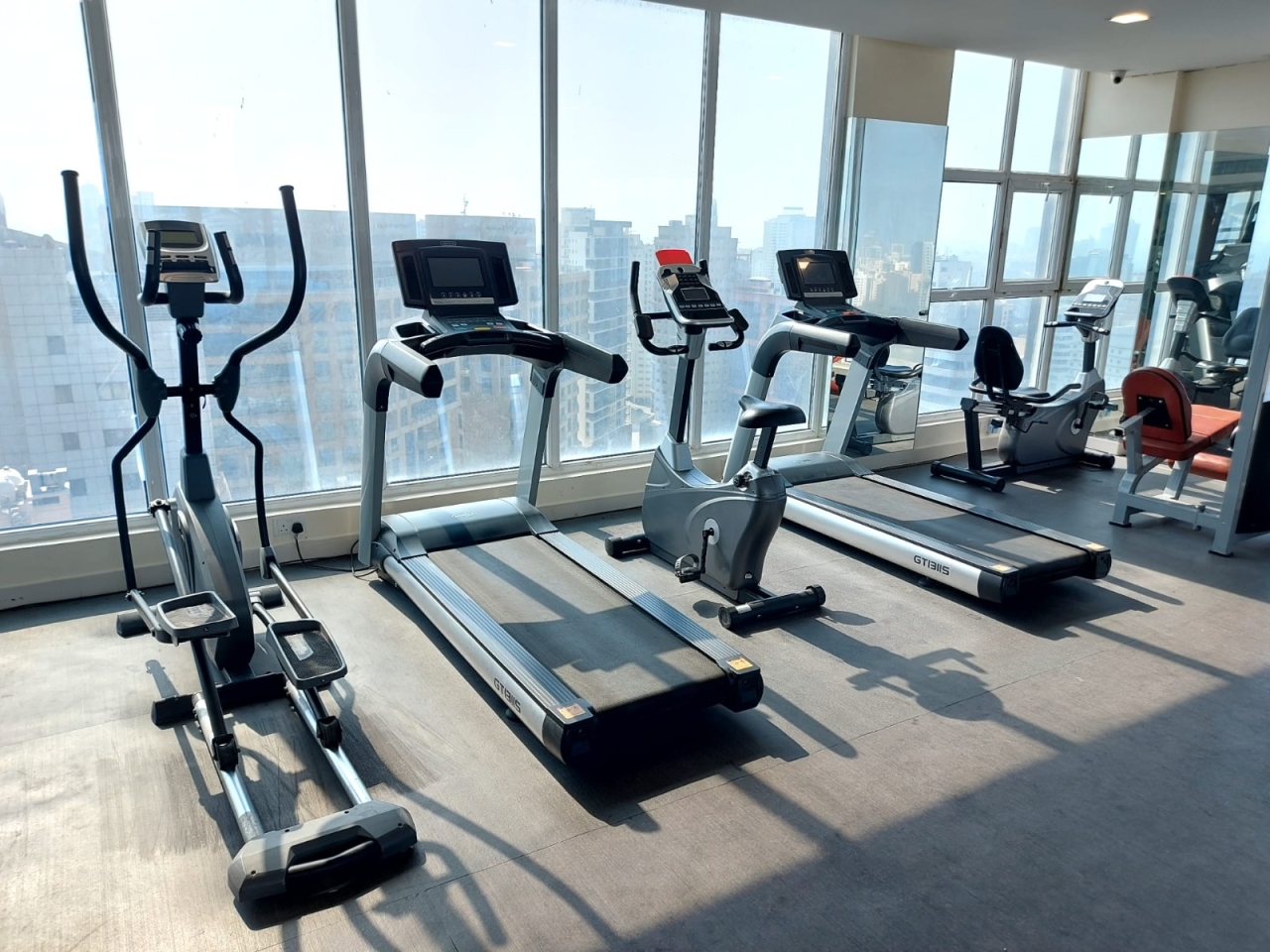 property 381 image 10