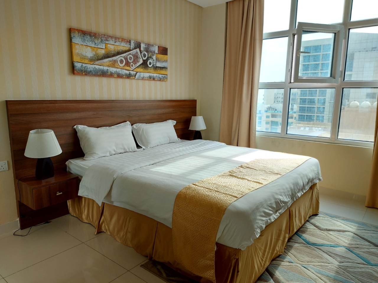 property 381 image 12