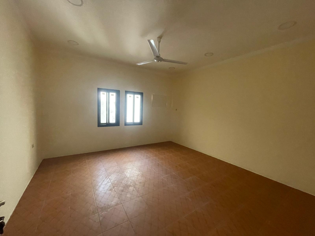 property 383 image 1