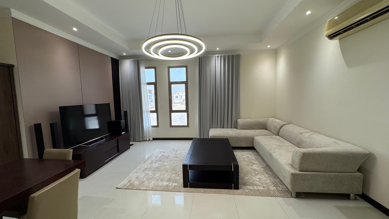 property 387 image 9