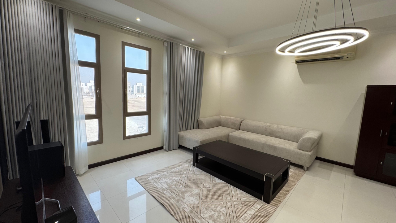 property 387 image 10