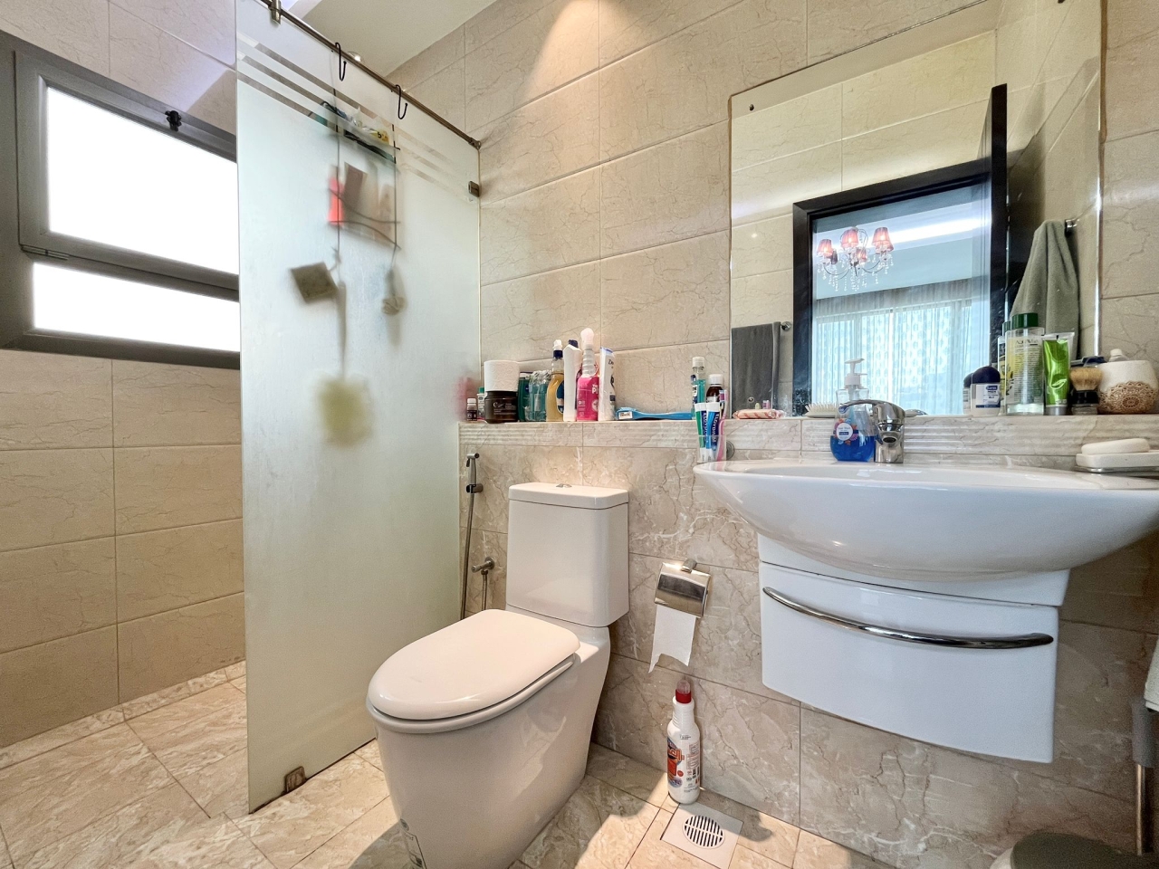 property 390 image 7