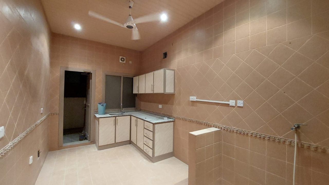 property 396 image 4