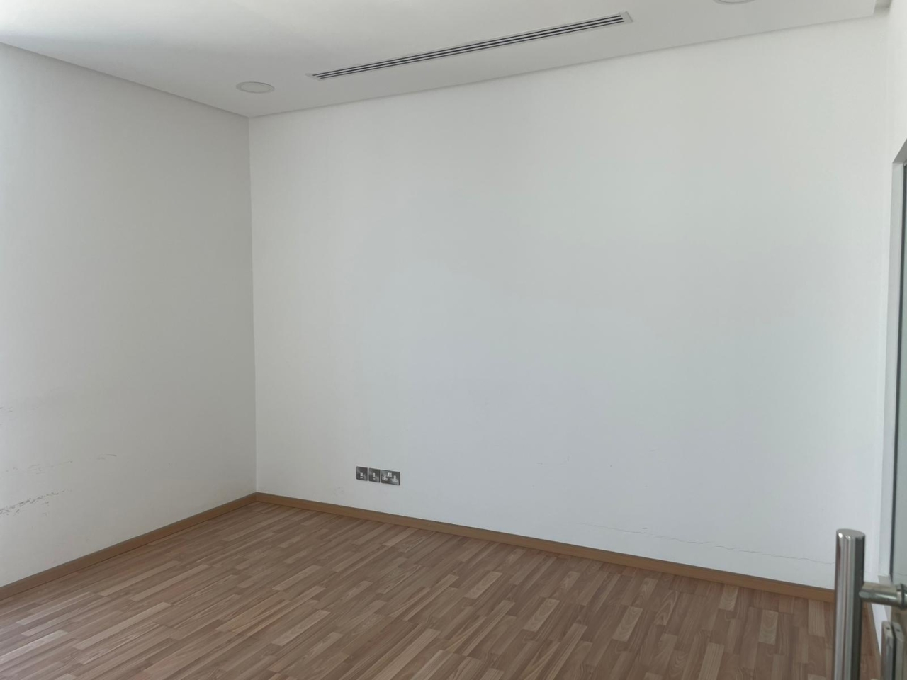 property 398 image 3