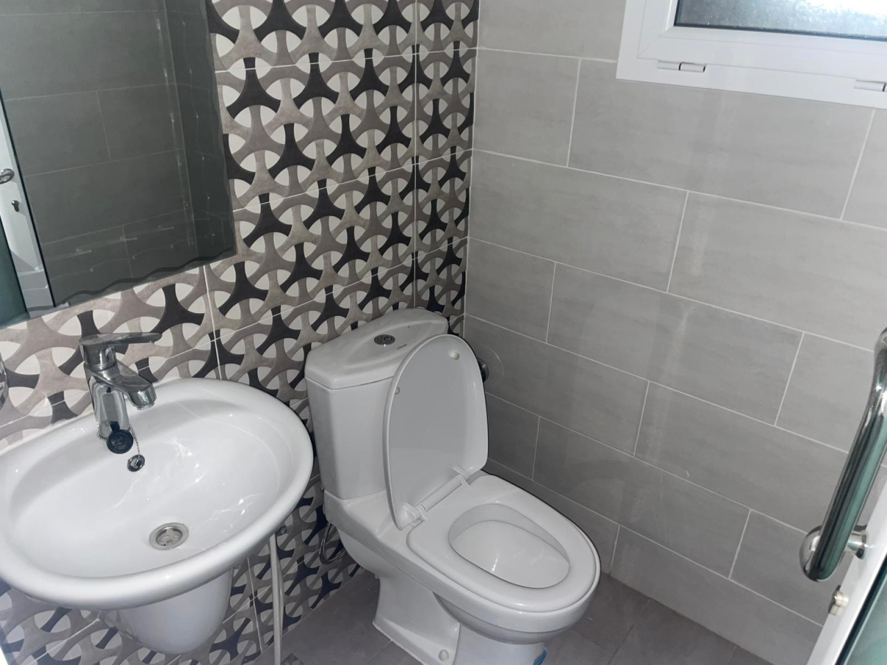 property 398 image 7