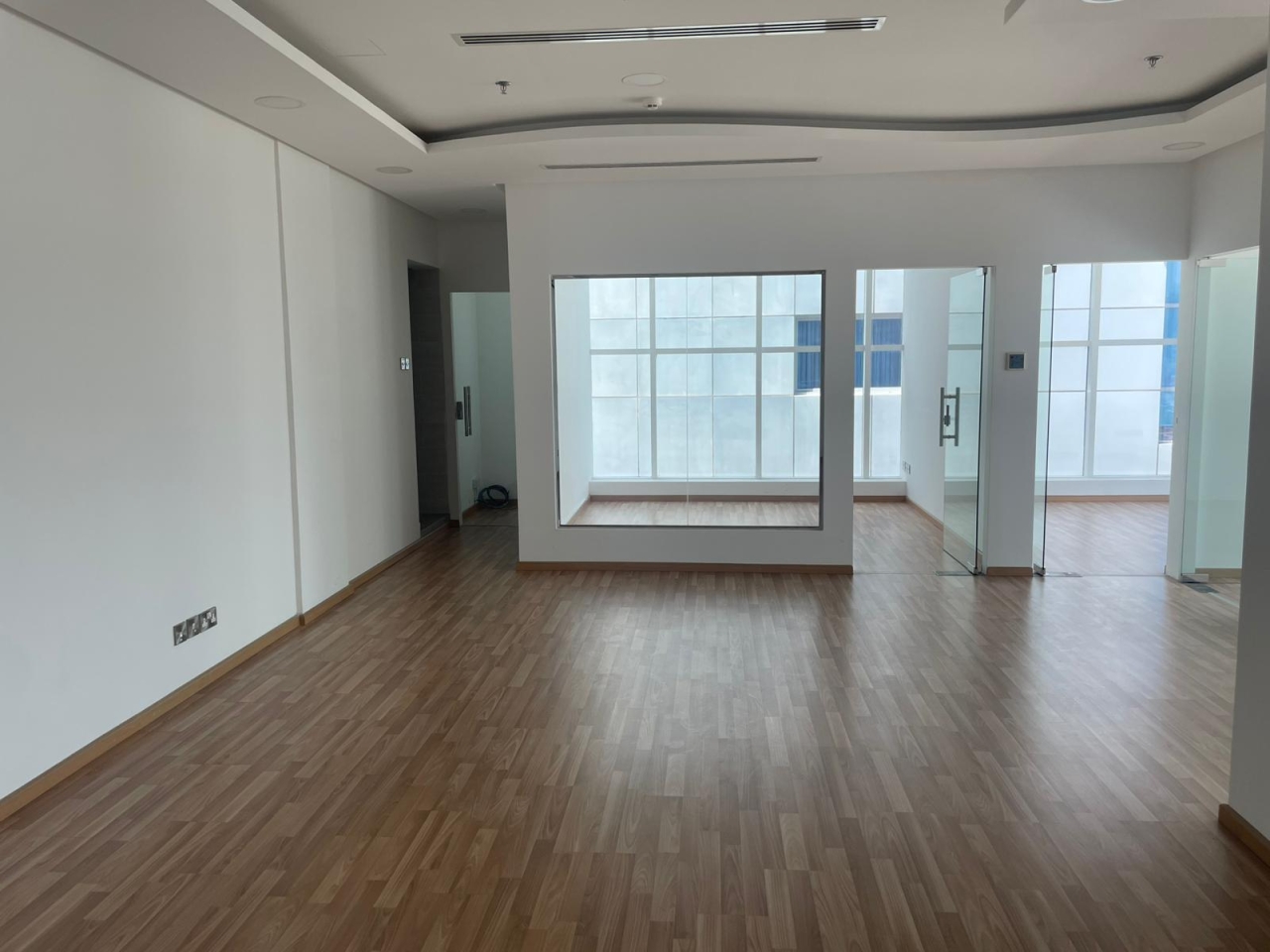 property 398 image 13