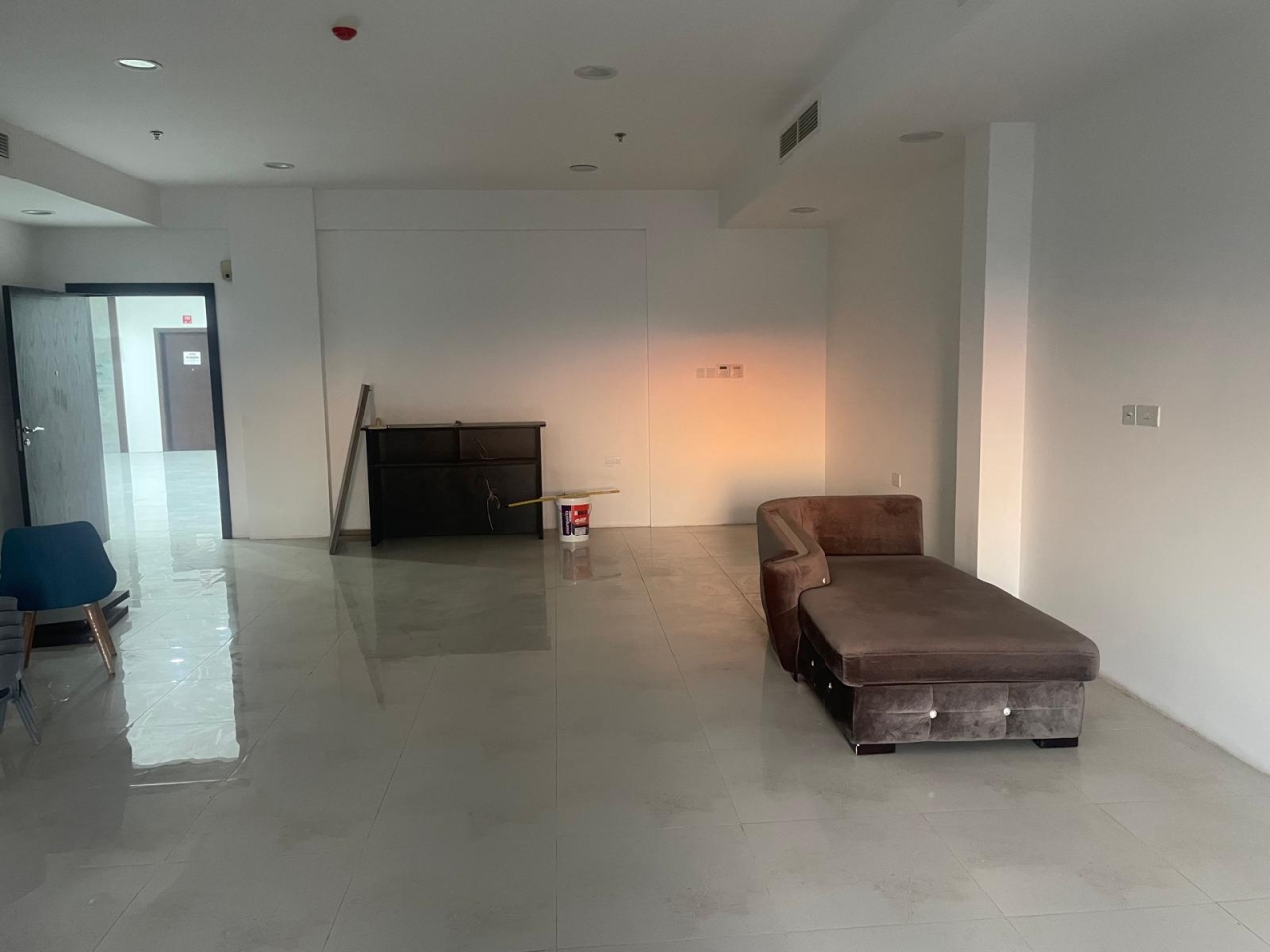 property 409 image 1