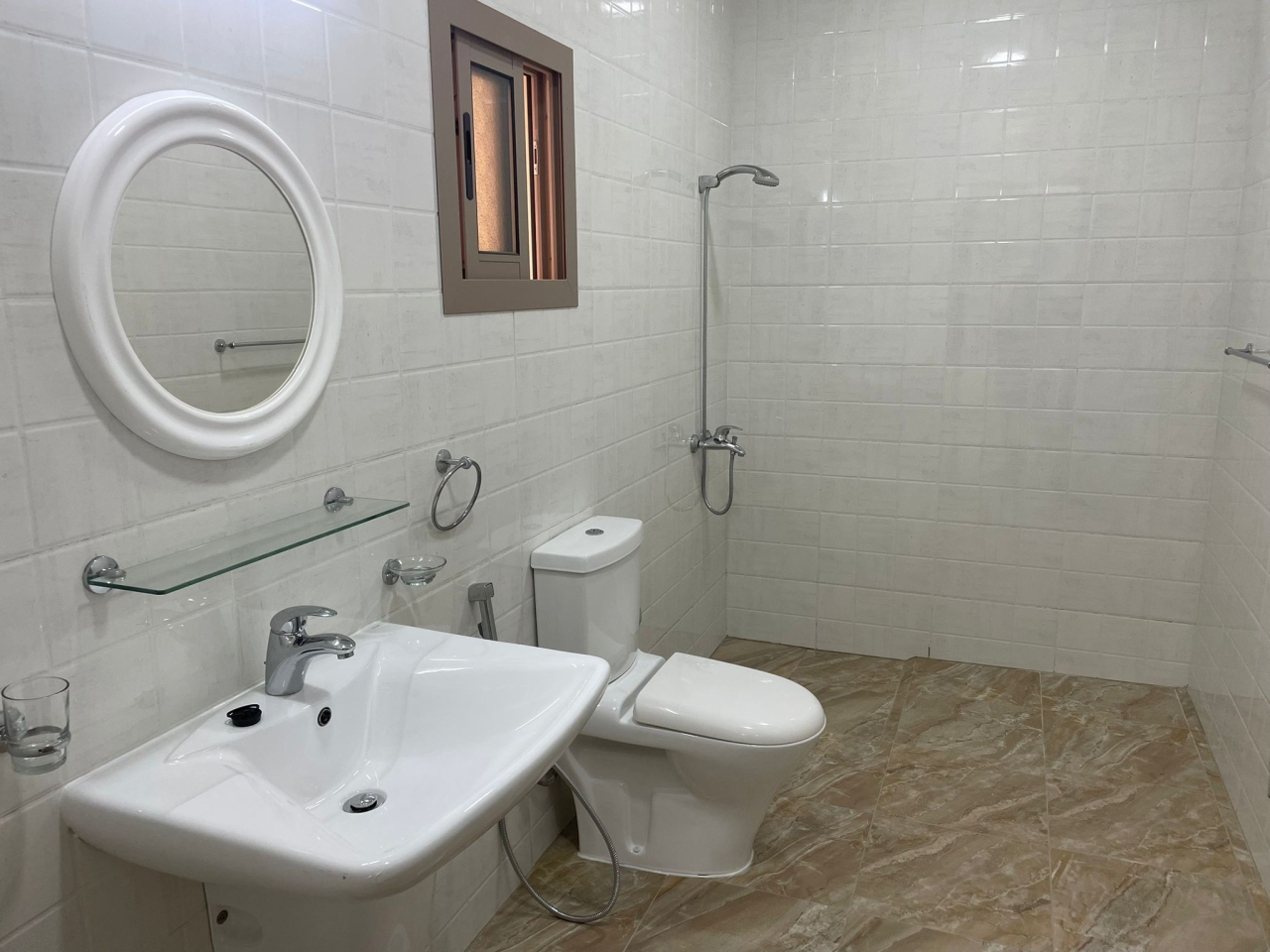 property 413 image 9