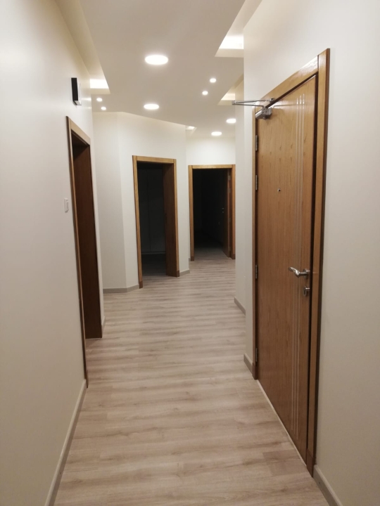 property 417 image 12