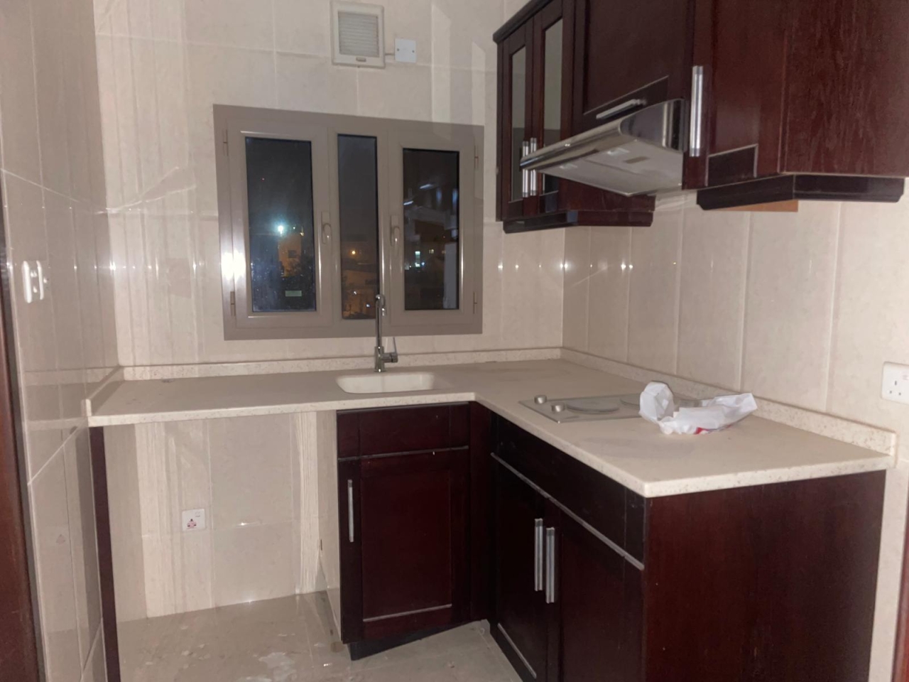 property 423 image 4