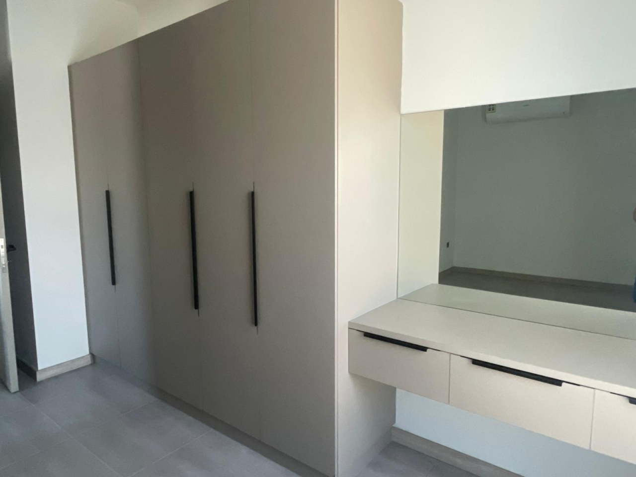 property 444 image 9