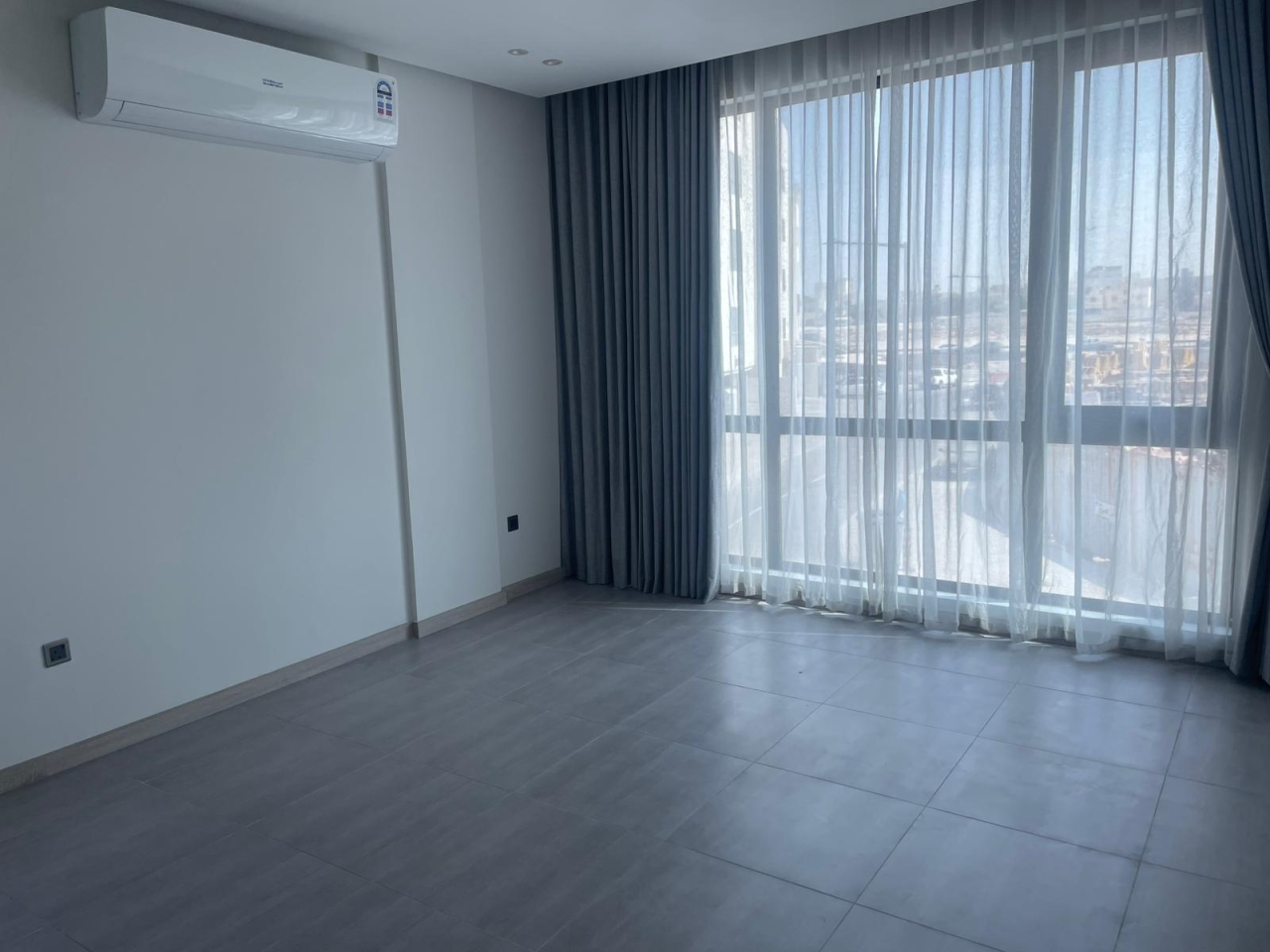 property 444 image 0