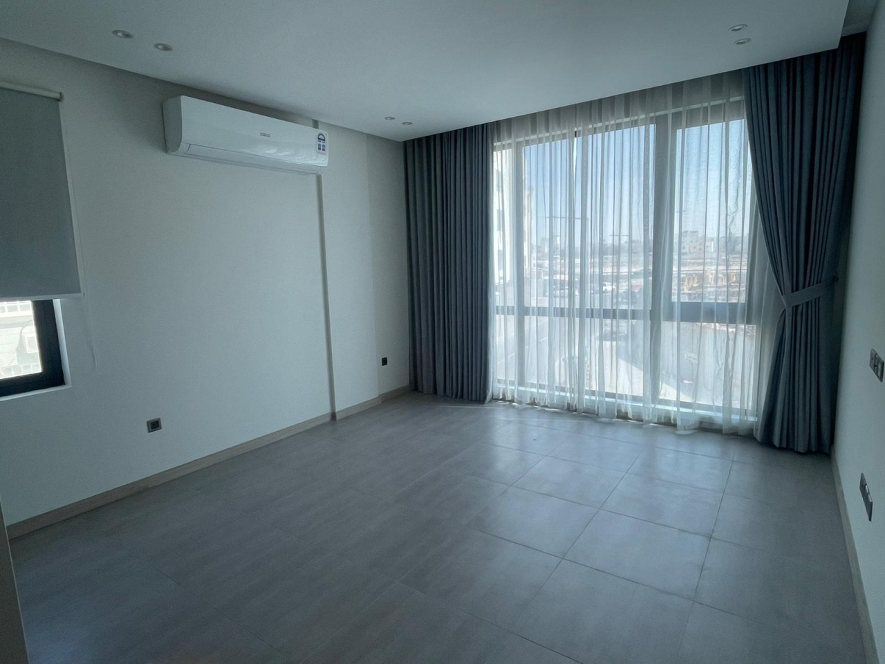 property 444 image 1