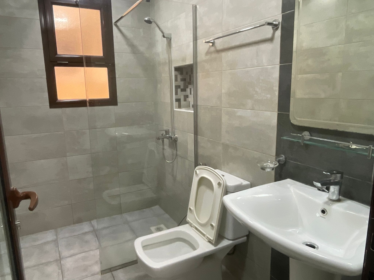 property 471 image 0