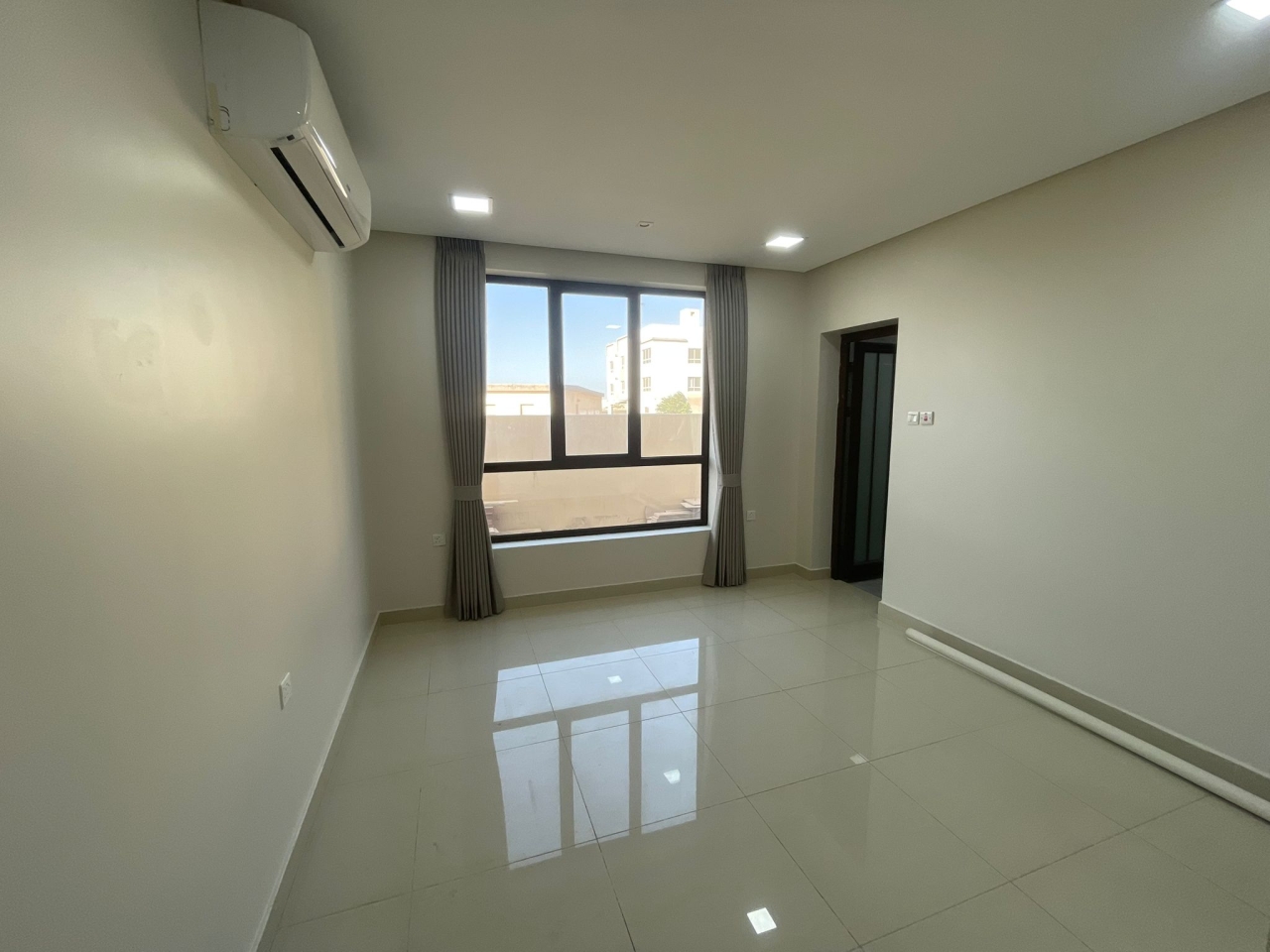 property 471 image 7