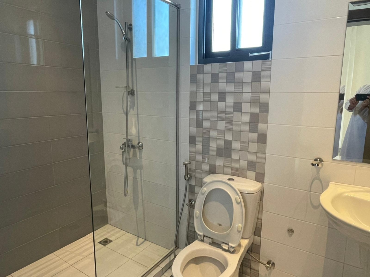 property 477 image 7