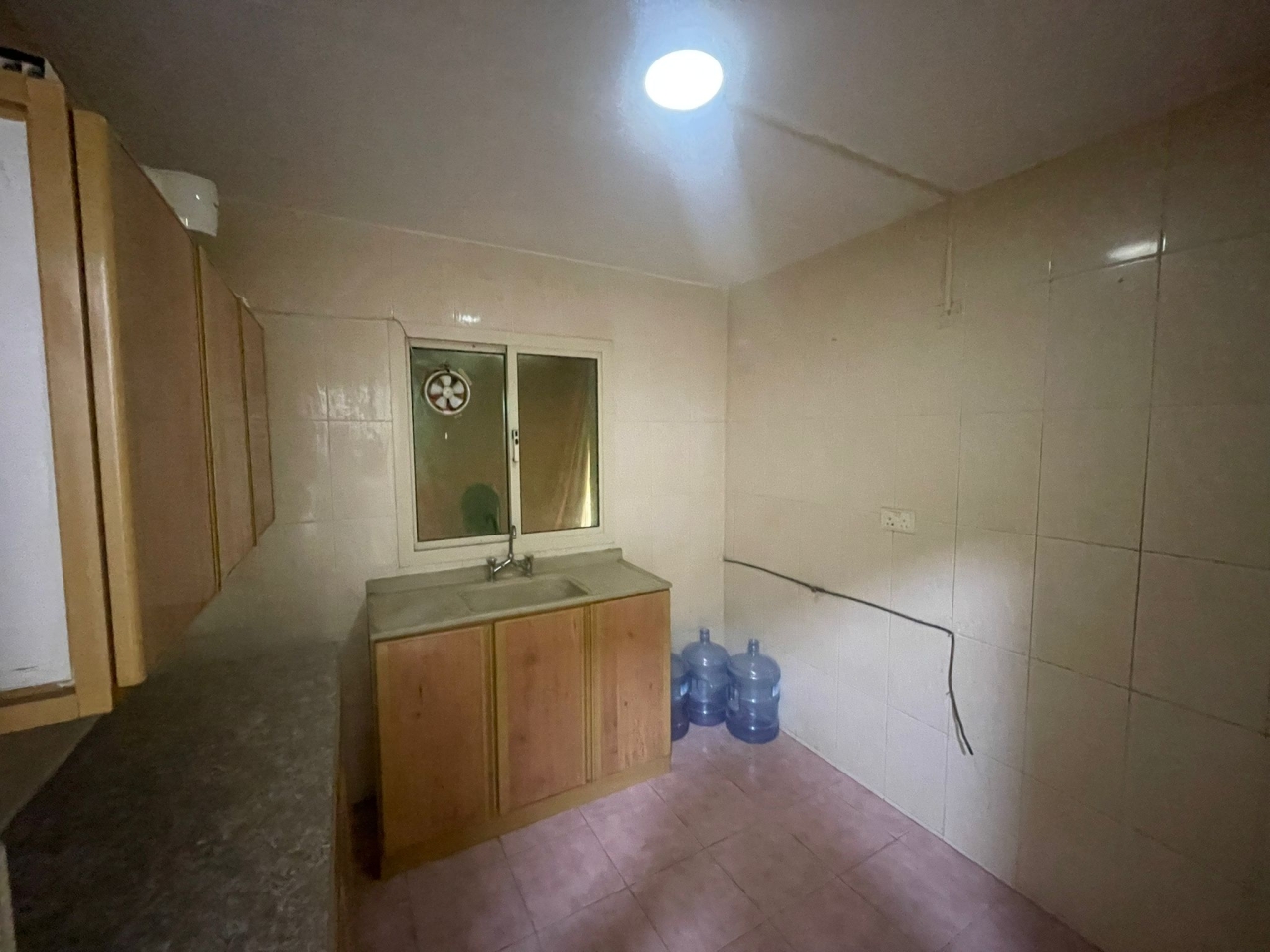 property 482 image 4